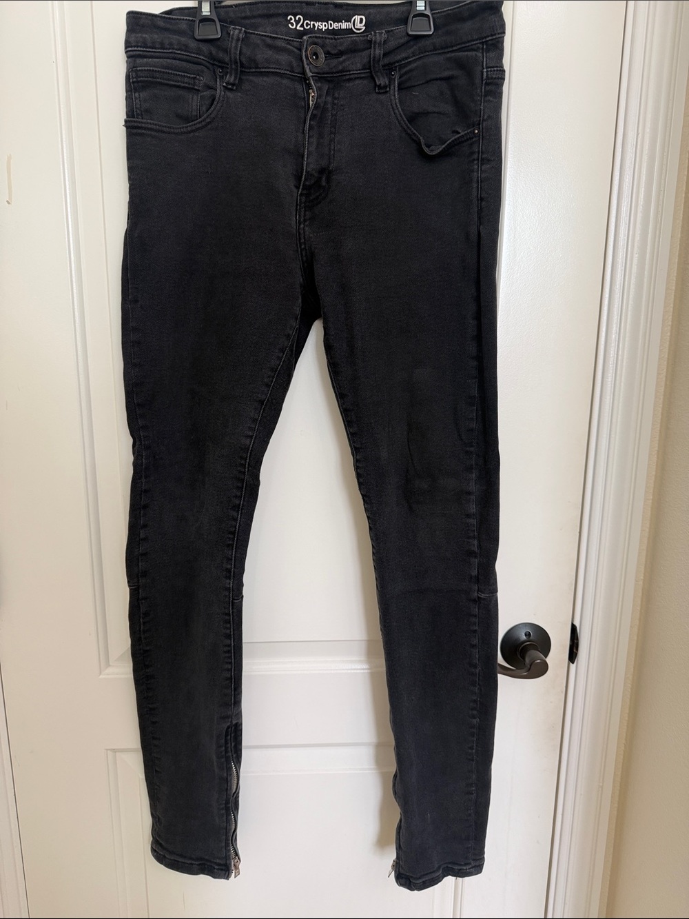 CrispDenim Slim Straight Black Men's Jeans